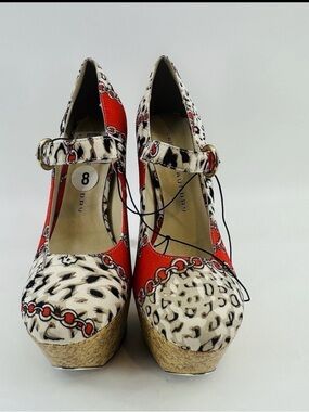 Chinese Laundry Red and White Heels brand new.